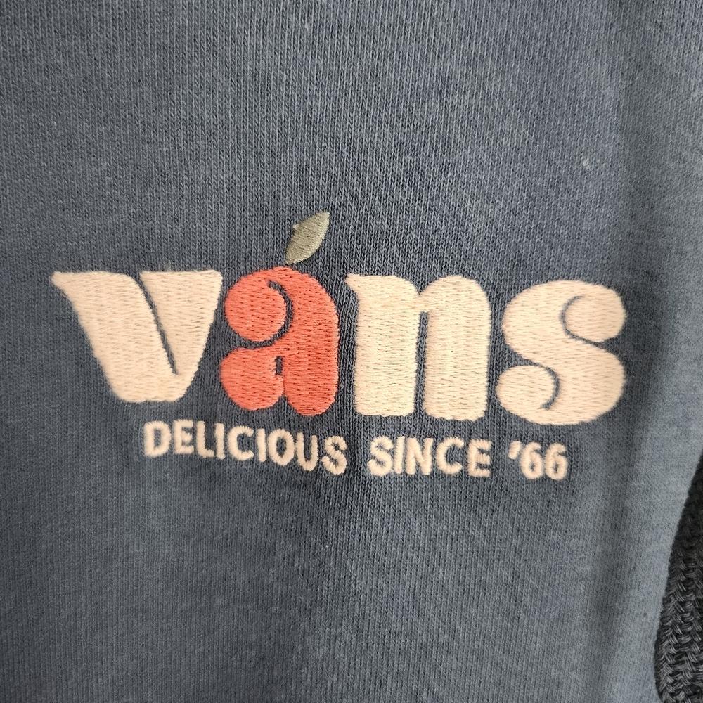 Vans Delicious Embroidered Front Logo Pouch Hoodie in Vans Teal Size S - Picture 3 of 12
